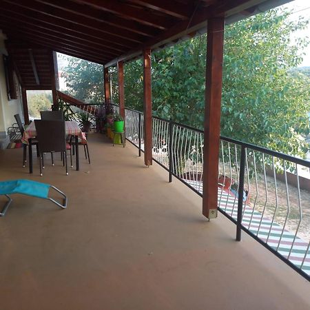 Apartmani Corleone Bilice Exterior foto